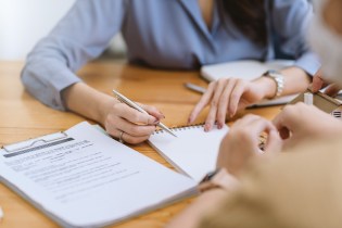 Healthcare - Real-life Board Complaint